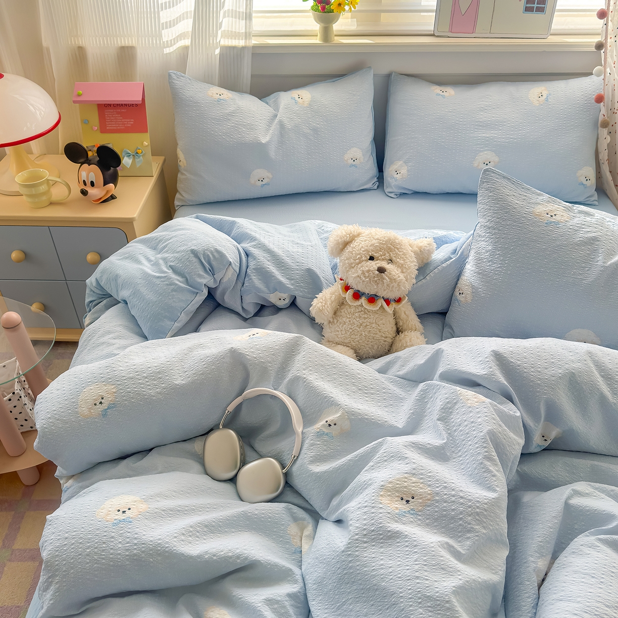 91家纺网 家纺一手货源 找家纺 优承佳生活馆 2026新款卡通小清新风格高克重超柔软糯泡芙双层纱面料三件套四件套单被套系列 （提供买家秀） 萌萌狗