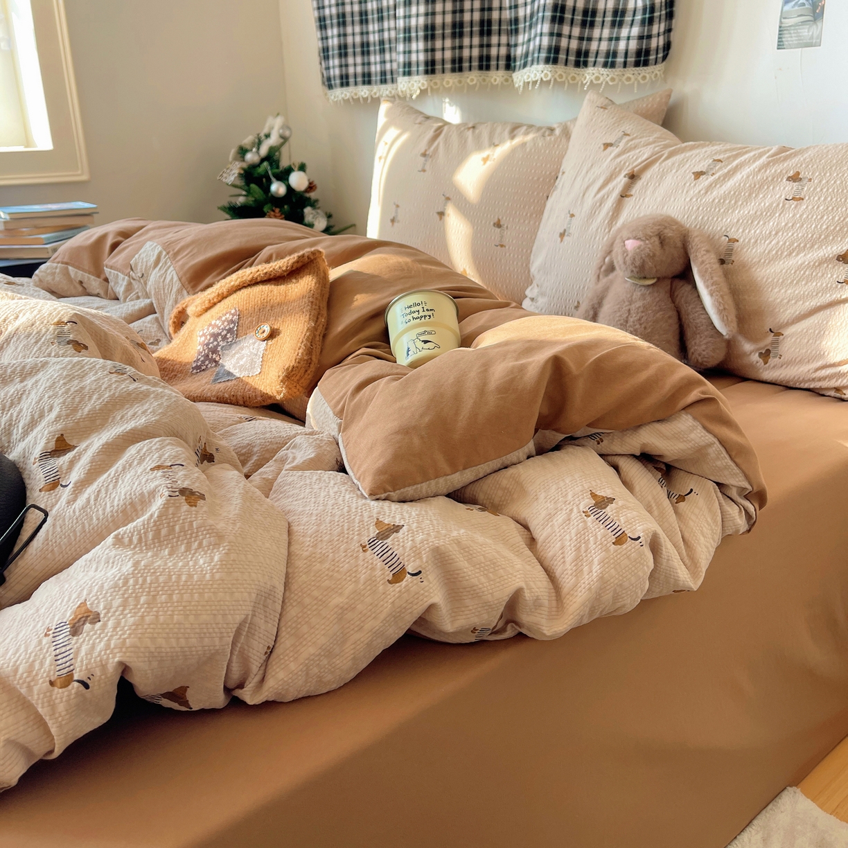 91家纺网 家纺一手货源 找家纺 沐芷 2026 高克重110g泡芙棉四件套A类床上用品被套宿舍床单三件套【提供买家秀】 线条腊肠狗