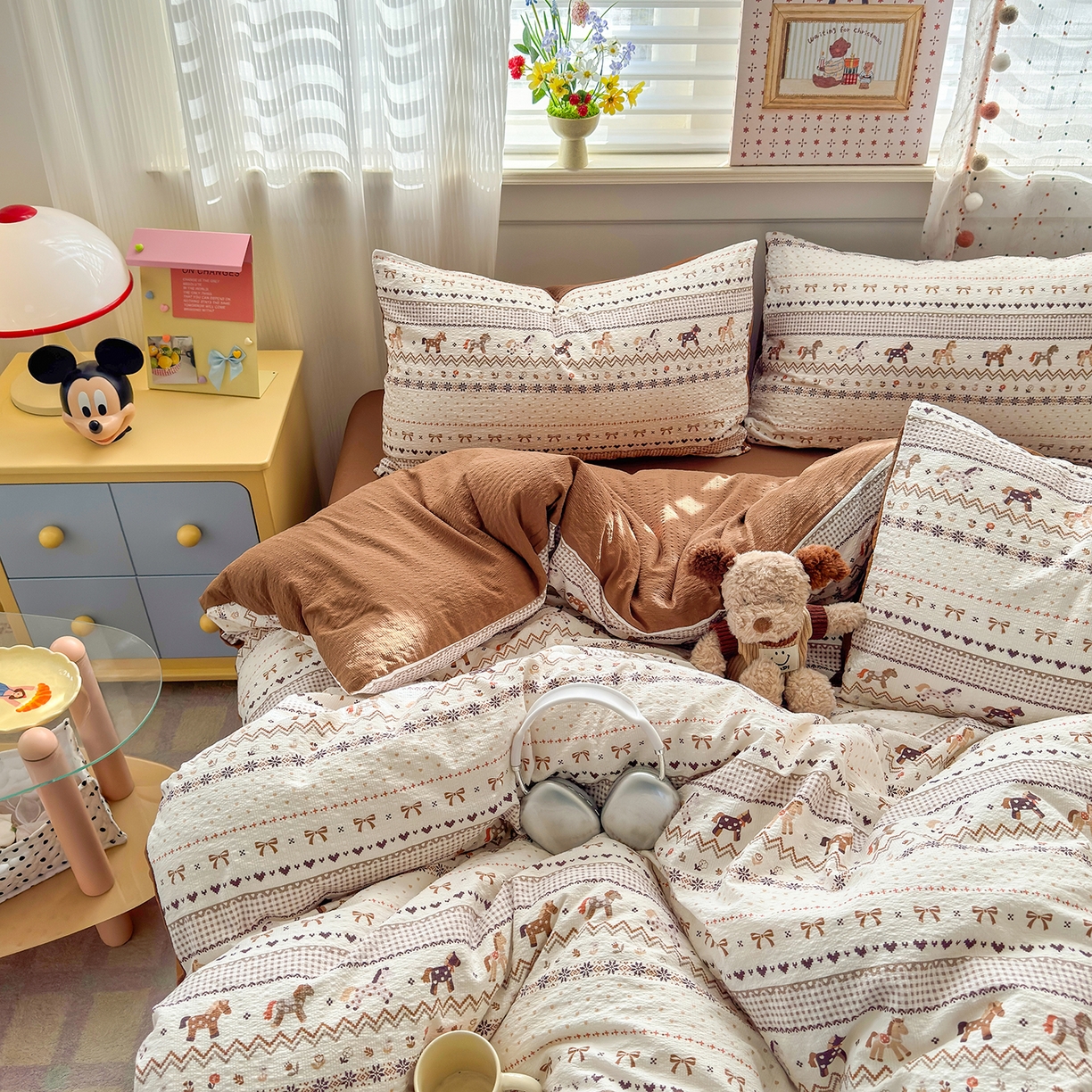 91家纺网 家纺一手货源 找家纺 优承佳生活馆 2026新款卡通小清新风格高克重超柔软糯泡芙双层纱面料三件套四件套单被套系列 （提供买家秀） 千禧马