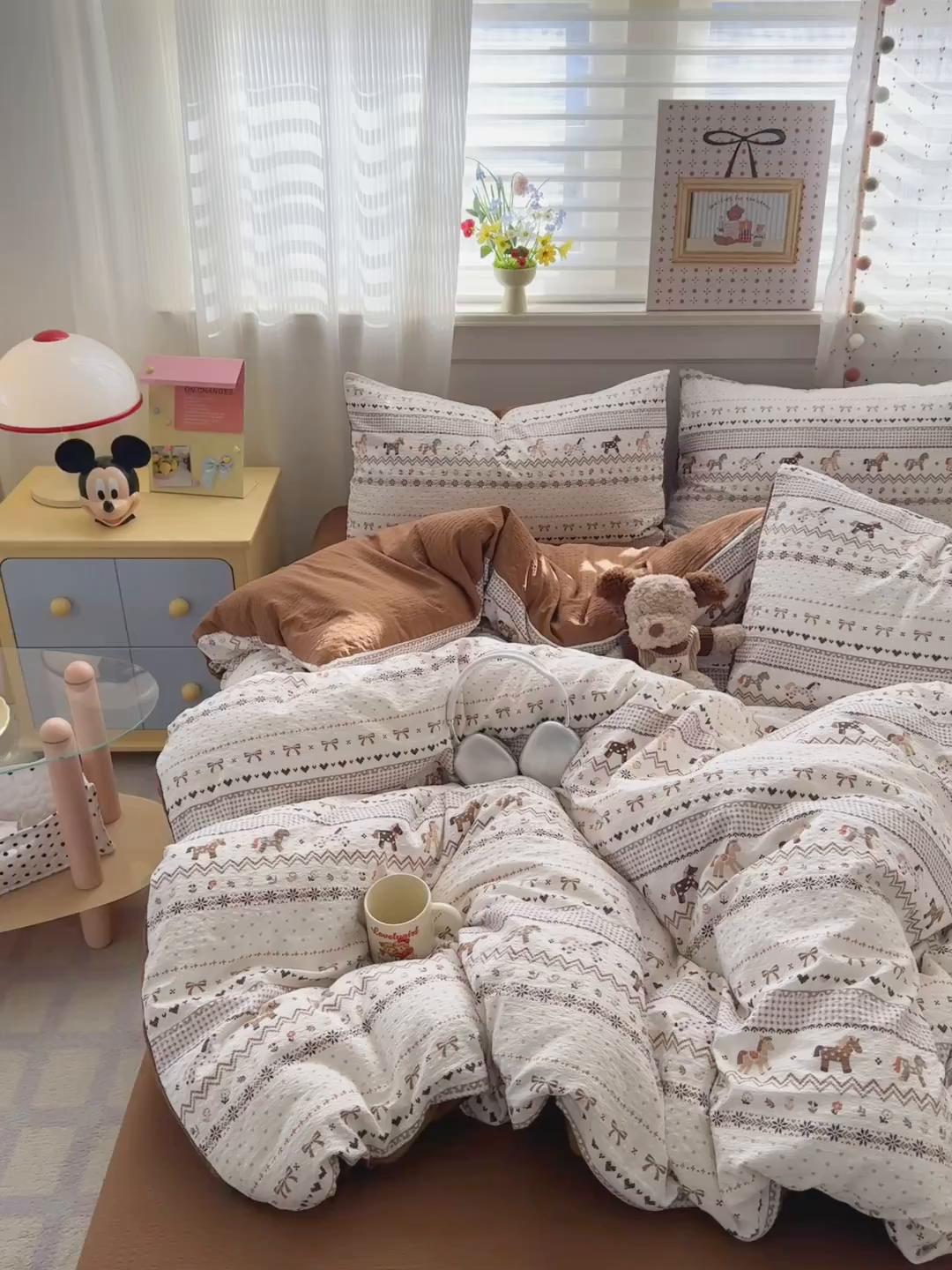 91家纺网 家纺一手货源 找家纺 优承佳生活馆 2026新款卡通小清新风格高克重超柔软糯泡芙双层纱面料三件套四件套单被套系列 （提供买家秀） 千禧马