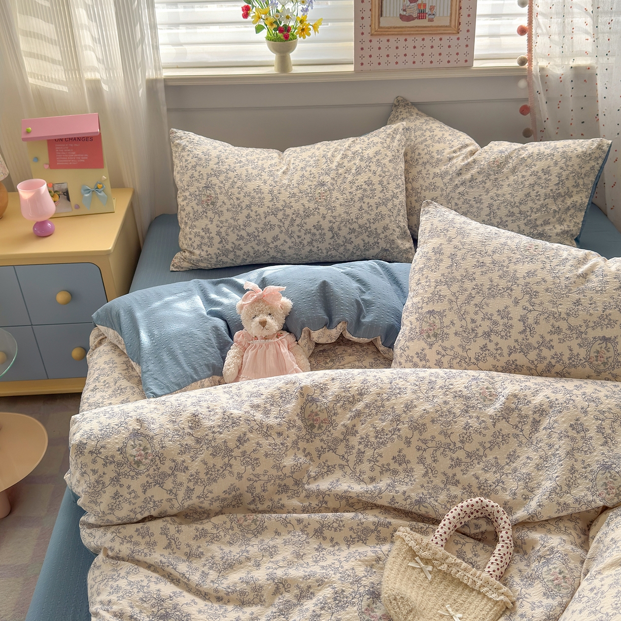 91家纺网 家纺一手货源 找家纺 优承佳生活馆 2026新款卡通小清新风格高克重超柔软糯泡芙双层纱面料三件套四件套单被套系列 （提供买家秀） 浅陌