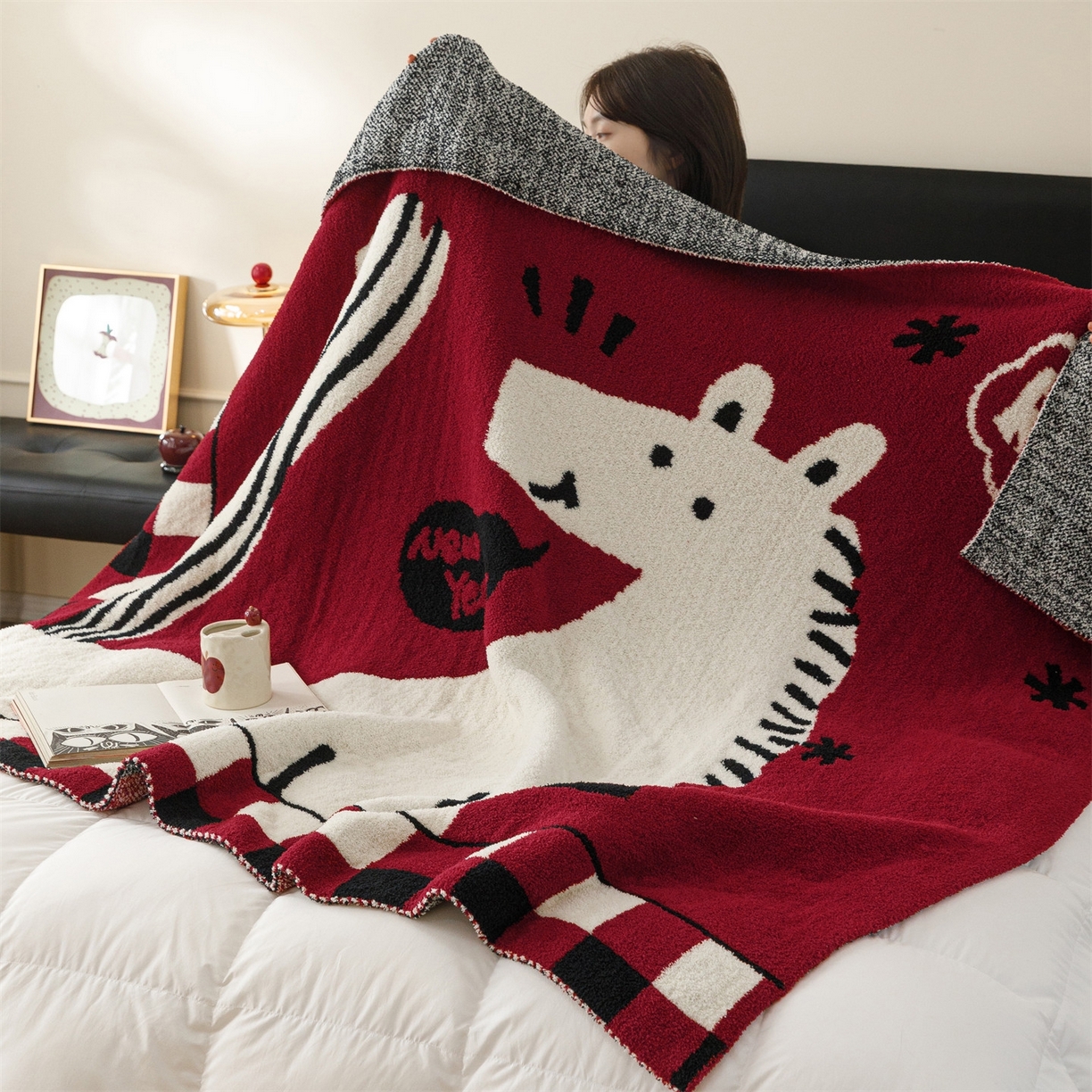 91家纺网 家纺一手货源 找家纺 瑞米家居 2026新款多功能半边绒盖毯毛毯毯子 rich horse白