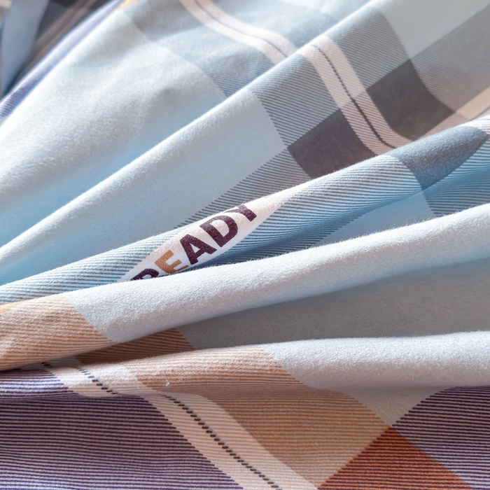 91家纺网 家纺一手货源 找家纺 简冠 开学季2025植物羊绒学生宿舍上下铺学生三件套学生床垫被子被芯大礼包彩韵