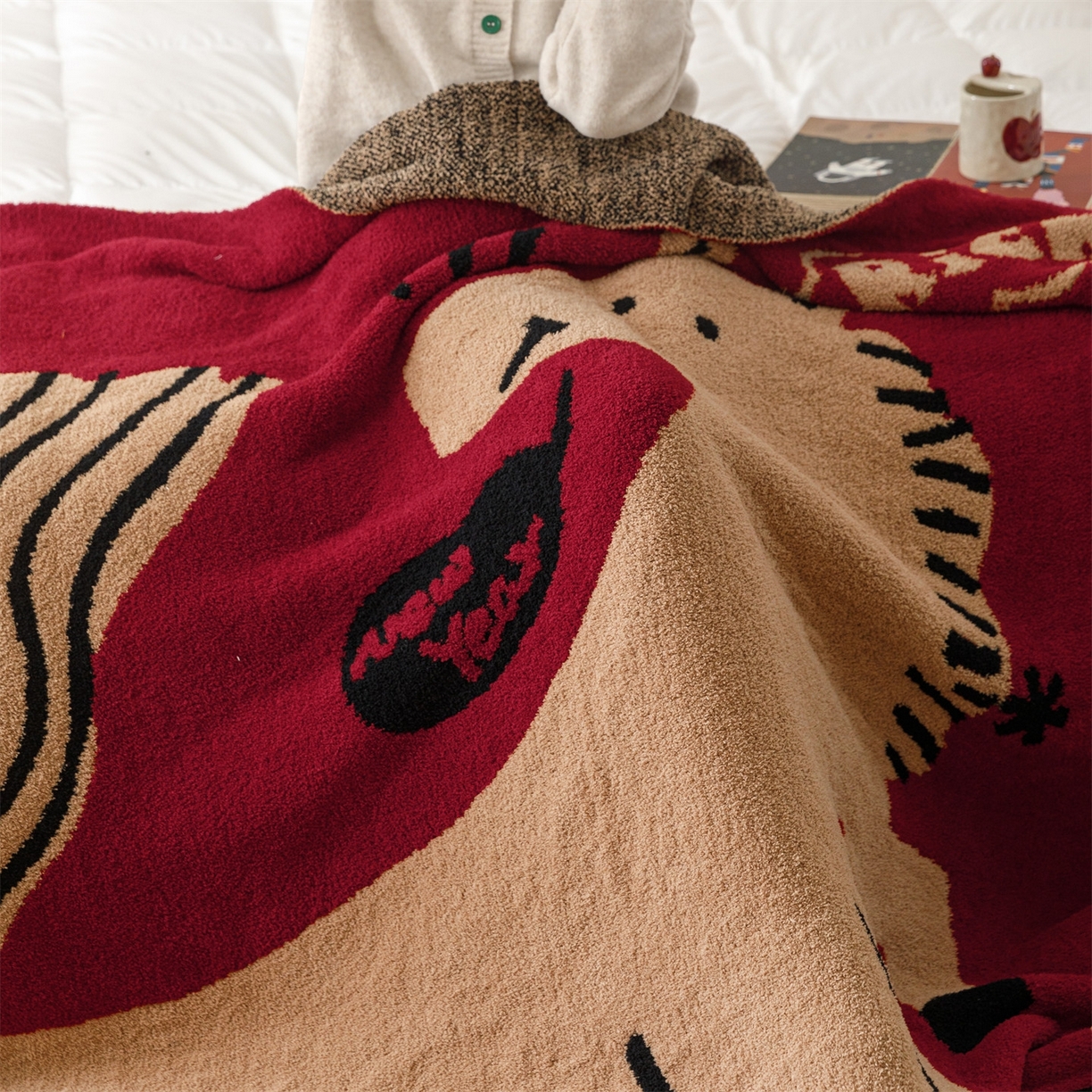 91家纺网 家纺一手货源 找家纺 瑞米家居 2026新款多功能半边绒盖毯毛毯毯子 rich horse驼