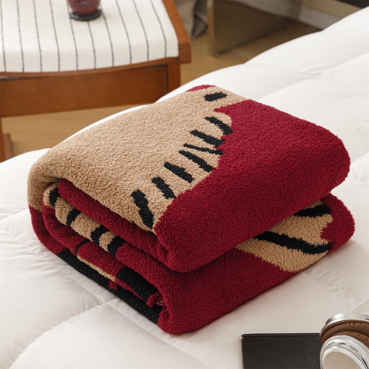 91家纺网 家纺一手货源 找家纺 瑞米家居 2026新款多功能半边绒盖毯毛毯毯子 rich horse驼