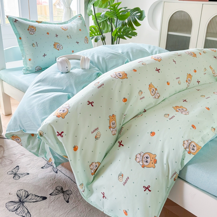 91家纺网 家纺一手货源 找家纺 简冠 开学季2025植物羊绒学生宿舍上下铺学生三件套学生床垫被子被芯大礼包调皮萌宠