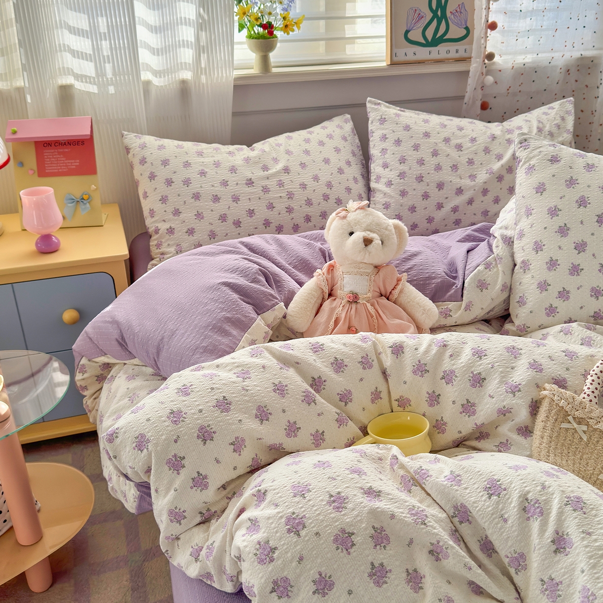 91家纺网 家纺一手货源 找家纺 优承佳生活馆 2026新款卡通小清新风格高克重超柔软糯泡芙双层纱面料三件套四件套单被套系列 （提供买家秀） 紫蔷薇
