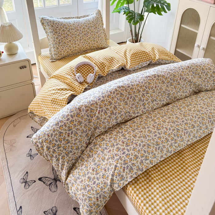 91家纺网 家纺一手货源 找家纺 简冠 开学季2025植物羊绒学生宿舍上下铺学生三件套学生床垫被子被芯大礼包花野仙踪