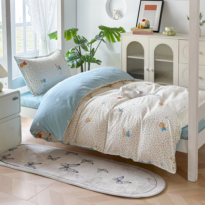 91家纺网 家纺一手货源 找家纺 简冠 开学季2025植物羊绒学生宿舍上下铺学生三件套学生床垫被子被芯大礼包快乐舞步