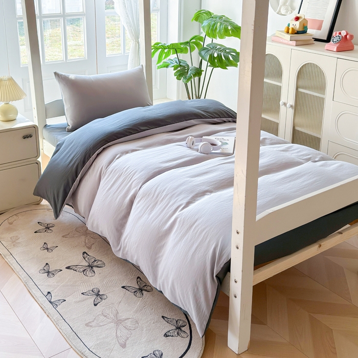 91家纺网 家纺一手货源 找家纺 简冠 开学季2025植物羊绒学生宿舍上下铺学生三件套学生床垫被子被芯大礼包浅灰+深灰