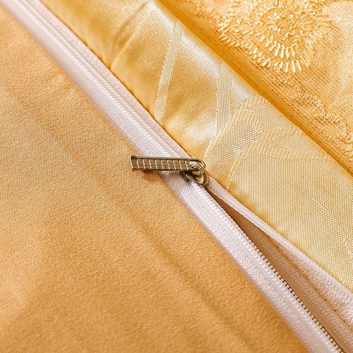 91家纺网 家纺一手货源 找家纺 提花大世界 2026新款直播爆款水洗真丝天丝贡缎提花夹棉床盖花边四件套 花间-金驼