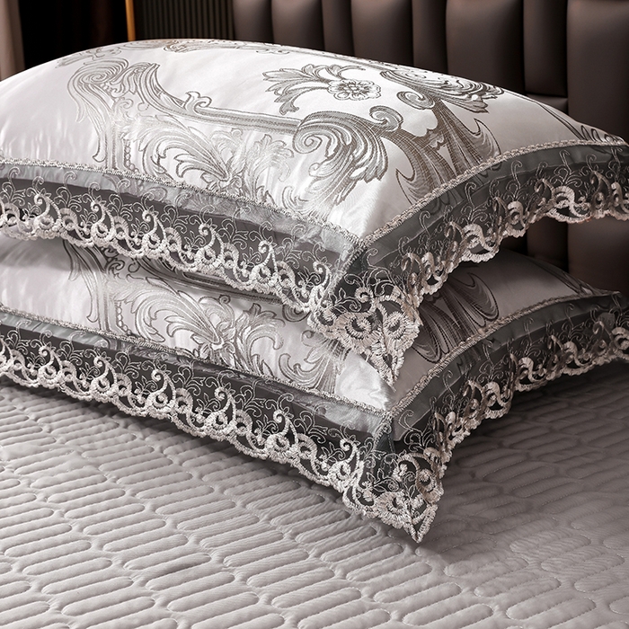 91家纺网 家纺一手货源 找家纺 提花大世界 2026新款直播爆款水洗真丝天丝贡缎提花夹棉床盖花边四件套 墨韵-金属灰