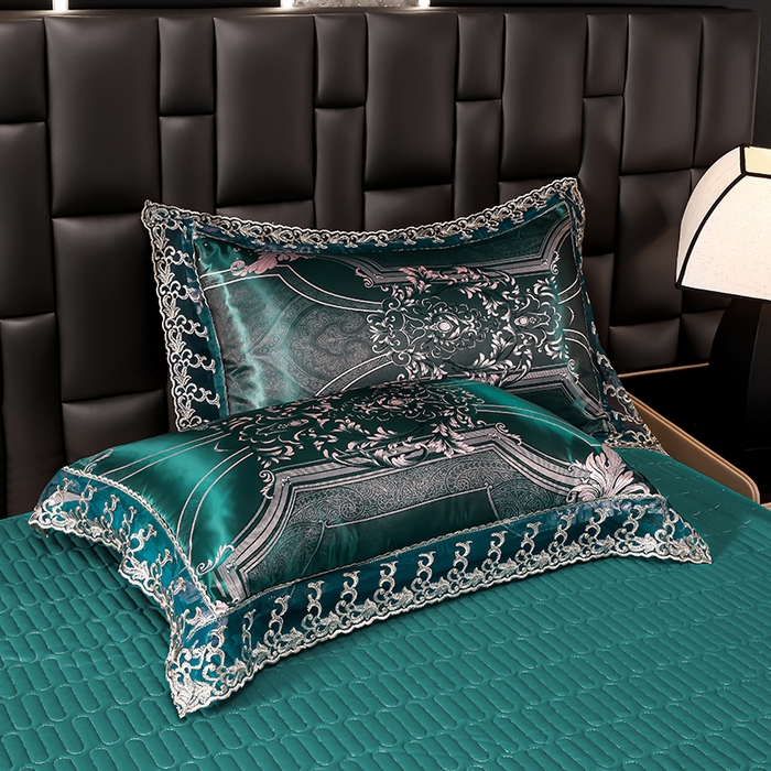 91家纺网 家纺一手货源 找家纺 提花大世界 2026新款直播爆款水洗真丝天丝贡缎提花夹棉床盖花边四件套 雅布洛-祖母绿