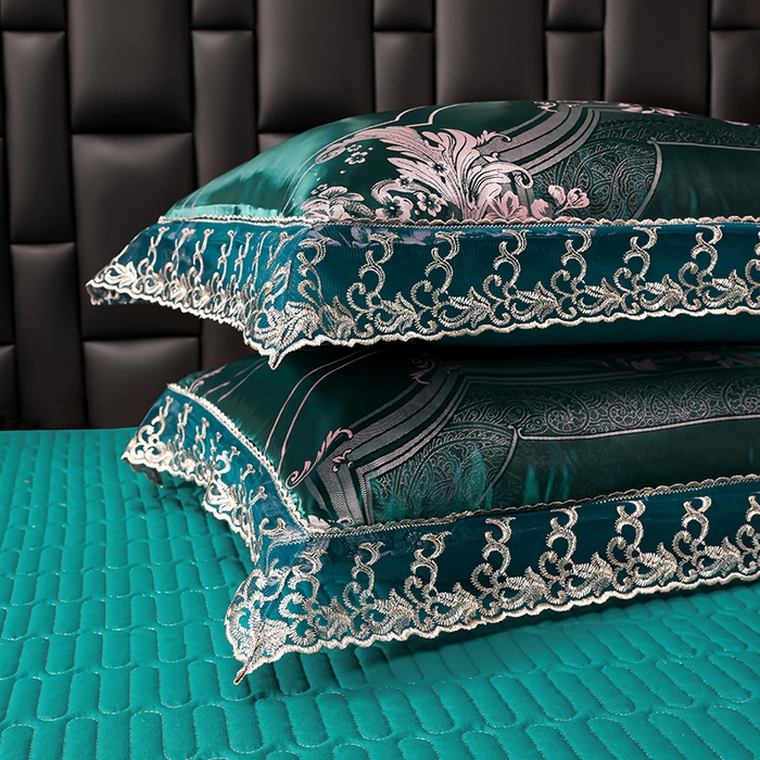 91家纺网 家纺一手货源 找家纺 提花大世界 2026新款直播爆款水洗真丝天丝贡缎提花夹棉床盖花边四件套 雅布洛-祖母绿