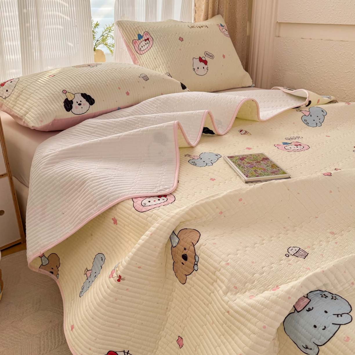 91家纺网 家纺一手货源 找家纺 KA家纺 2026春夏新款小清新全棉纯棉印花床盖三件套-第一波 爱心小猫