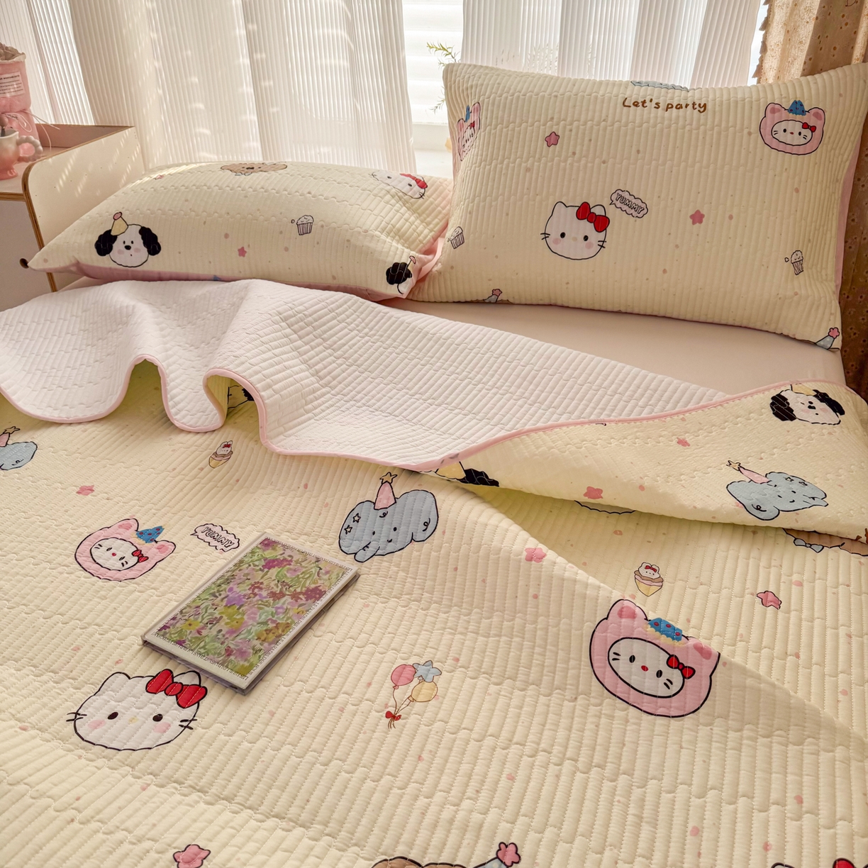 91家纺网 家纺一手货源 找家纺 KA家纺 2026春夏新款小清新全棉纯棉印花床盖三件套-第一波 爱心小猫