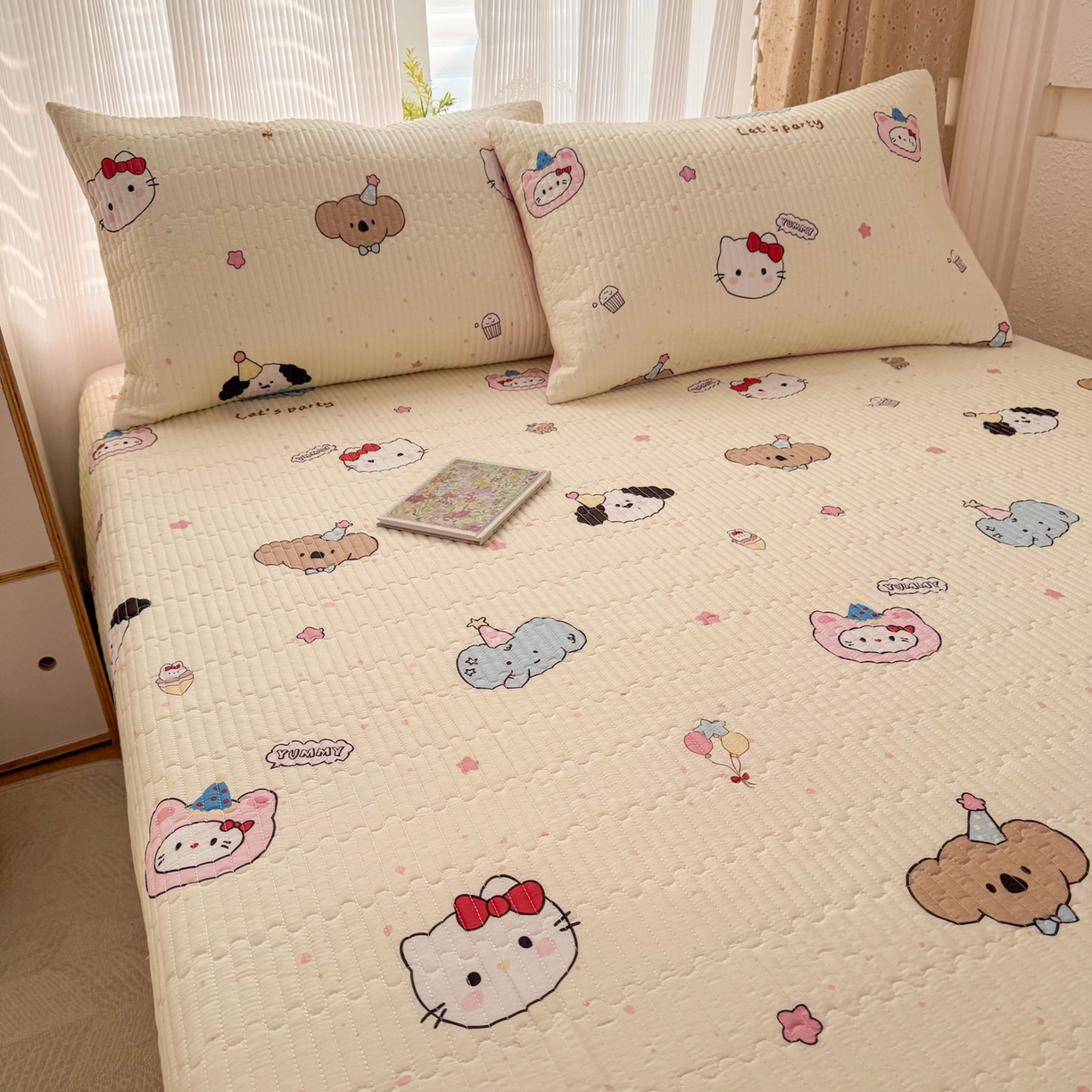 91家纺网 家纺一手货源 找家纺 KA家纺 2026春夏新款小清新全棉纯棉印花床盖三件套-第一波 爱心小猫