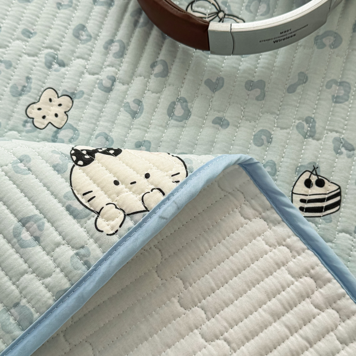 91家纺网 家纺一手货源 找家纺 KA家纺 2026春夏新款小清新全棉纯棉印花床盖三件套-第一波 豹纹猫咪