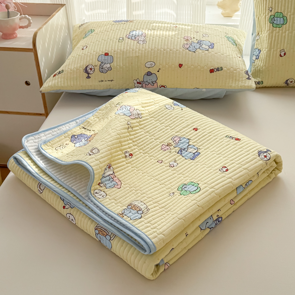 91家纺网 家纺一手货源 找家纺 KA家纺 2026春夏新款小清新全棉纯棉印花床盖三件套-第一波 笨笨象