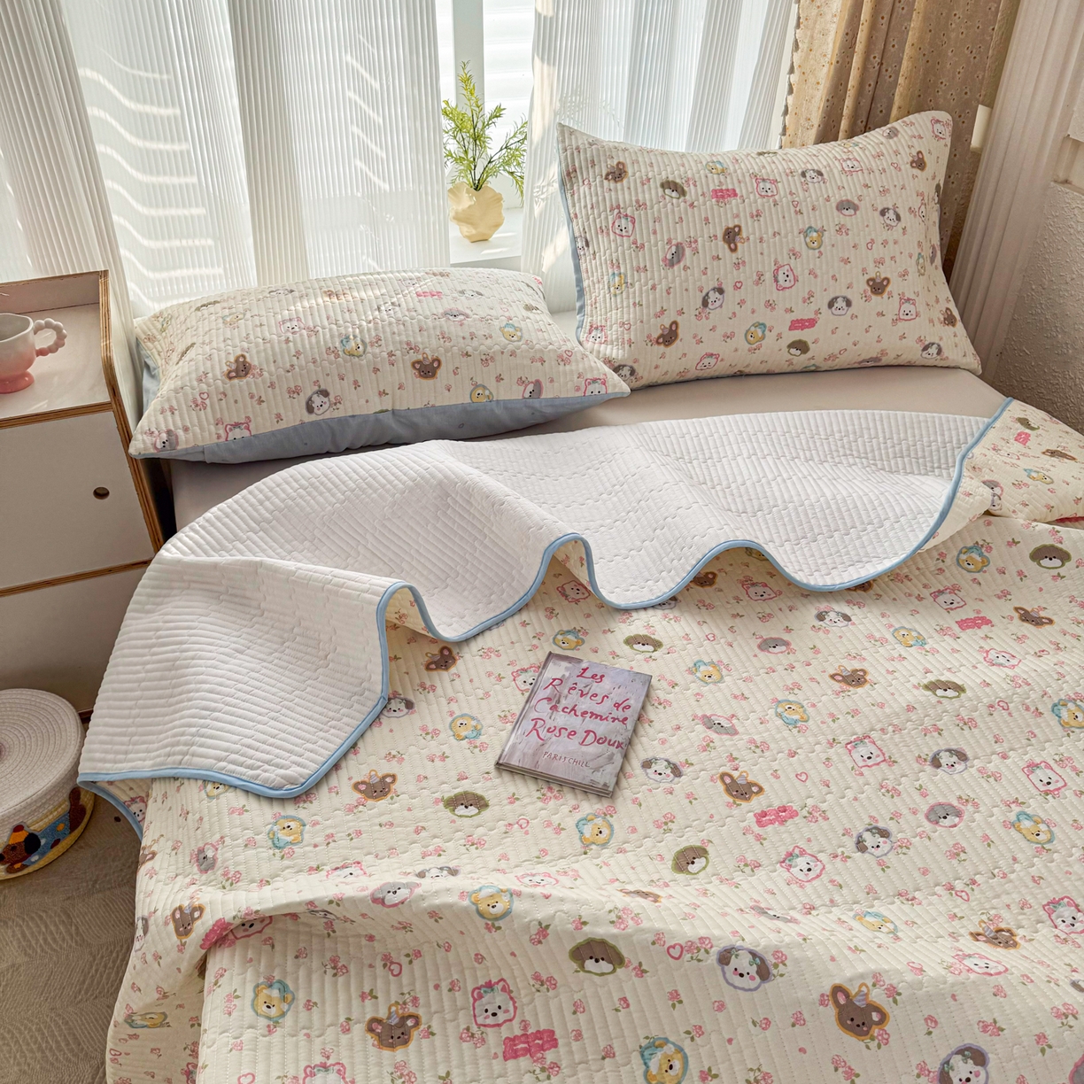 91家纺网 家纺一手货源 找家纺 KA家纺 2026春夏新款小清新全棉纯棉印花床盖三件套-第一波 萌宠伙伴