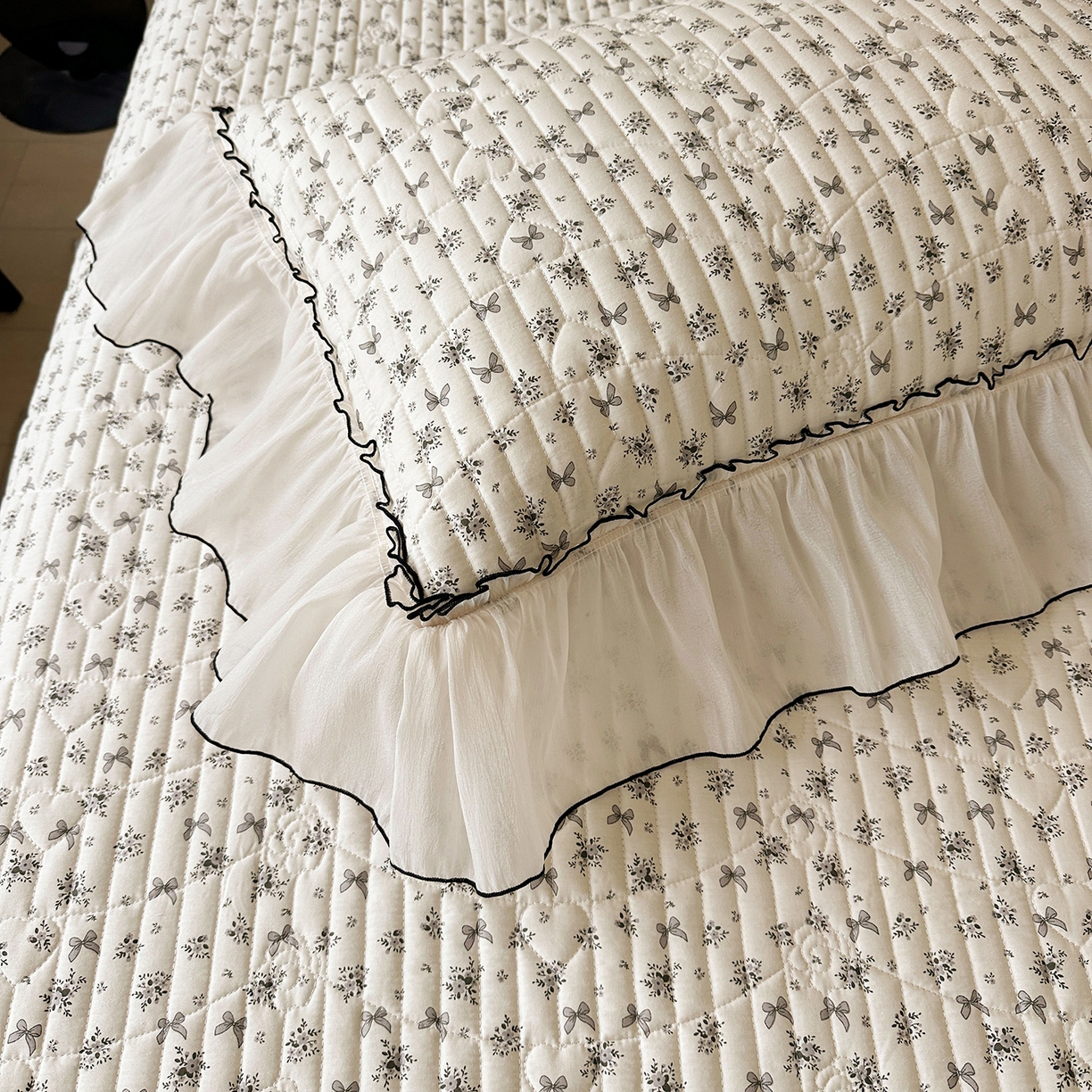 91家纺网 家纺一手货源 找家纺 宜凡家纺 2026新款全棉法式碎花床盖四件套（所有四件套价格不得低于供货价+60元出售） 流莹