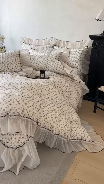 91家纺网 家纺一手货源 找家纺 宜凡家纺 2026新款全棉法式碎花床盖四件套（所有四件套价格不得低于供货价+60元出售） 流莹