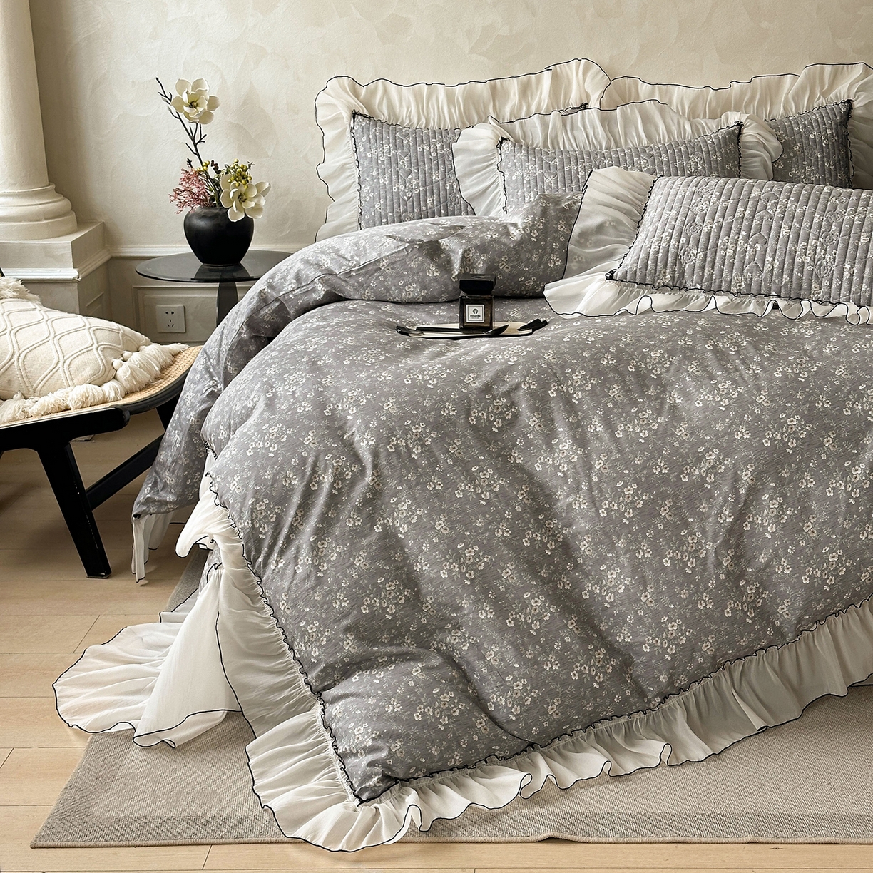 91家纺网 家纺一手货源 找家纺 宜凡家纺 2026新款全棉法式碎花床盖四件套（所有四件套价格不得低于供货价+60元出售） 香缇丽