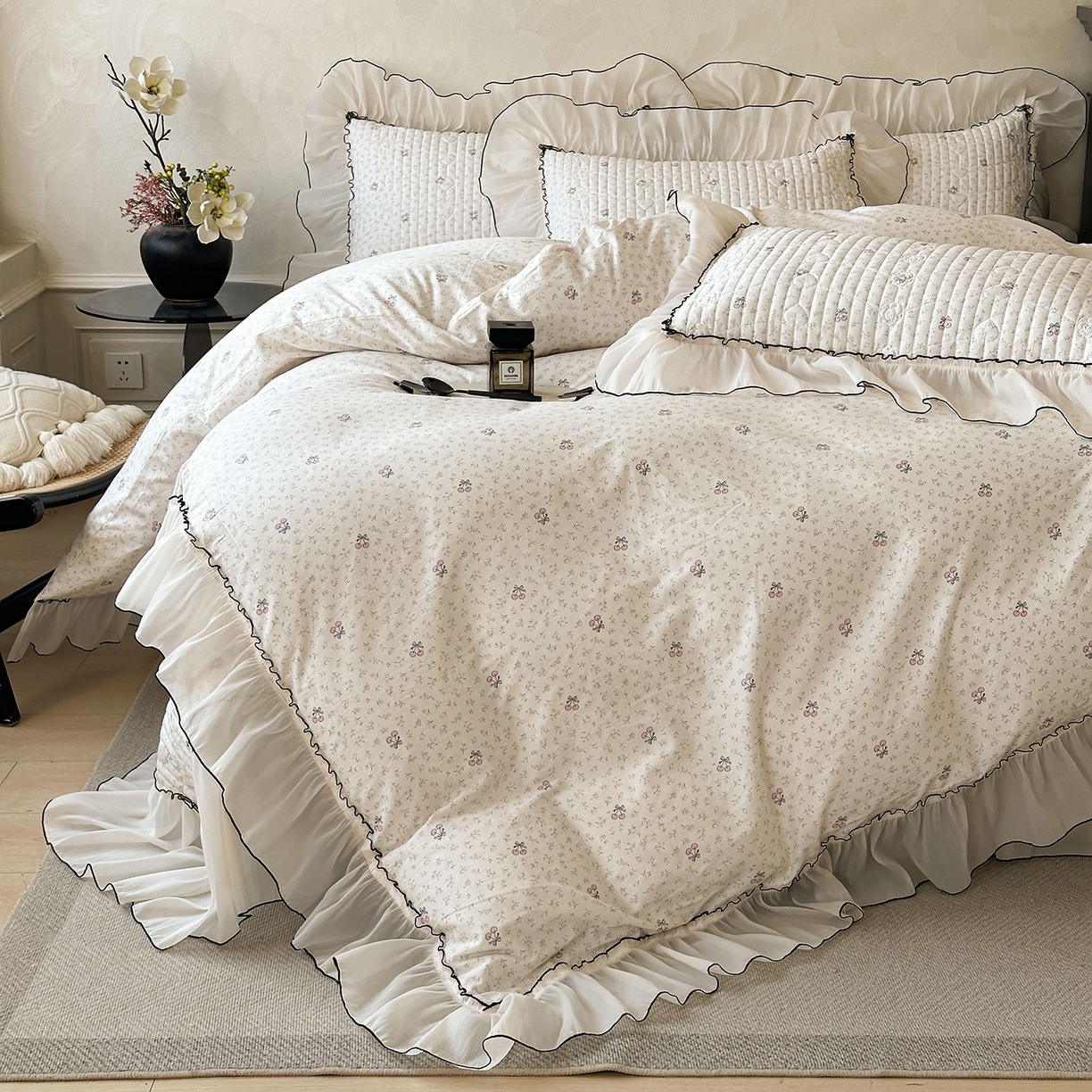 91家纺网 家纺一手货源 找家纺 宜凡家纺 2026新款全棉法式碎花床盖四件套（所有四件套价格不得低于供货价+60元出售） 忆梦