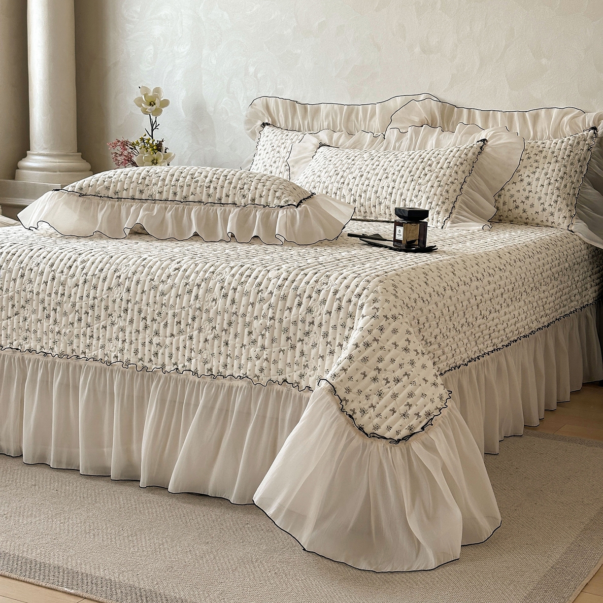 91家纺网 家纺一手货源 找家纺 宜凡家纺 2026新款全棉法式碎花床盖三件套（所有三件套价格不得低于供货价+45元出售） 流莹