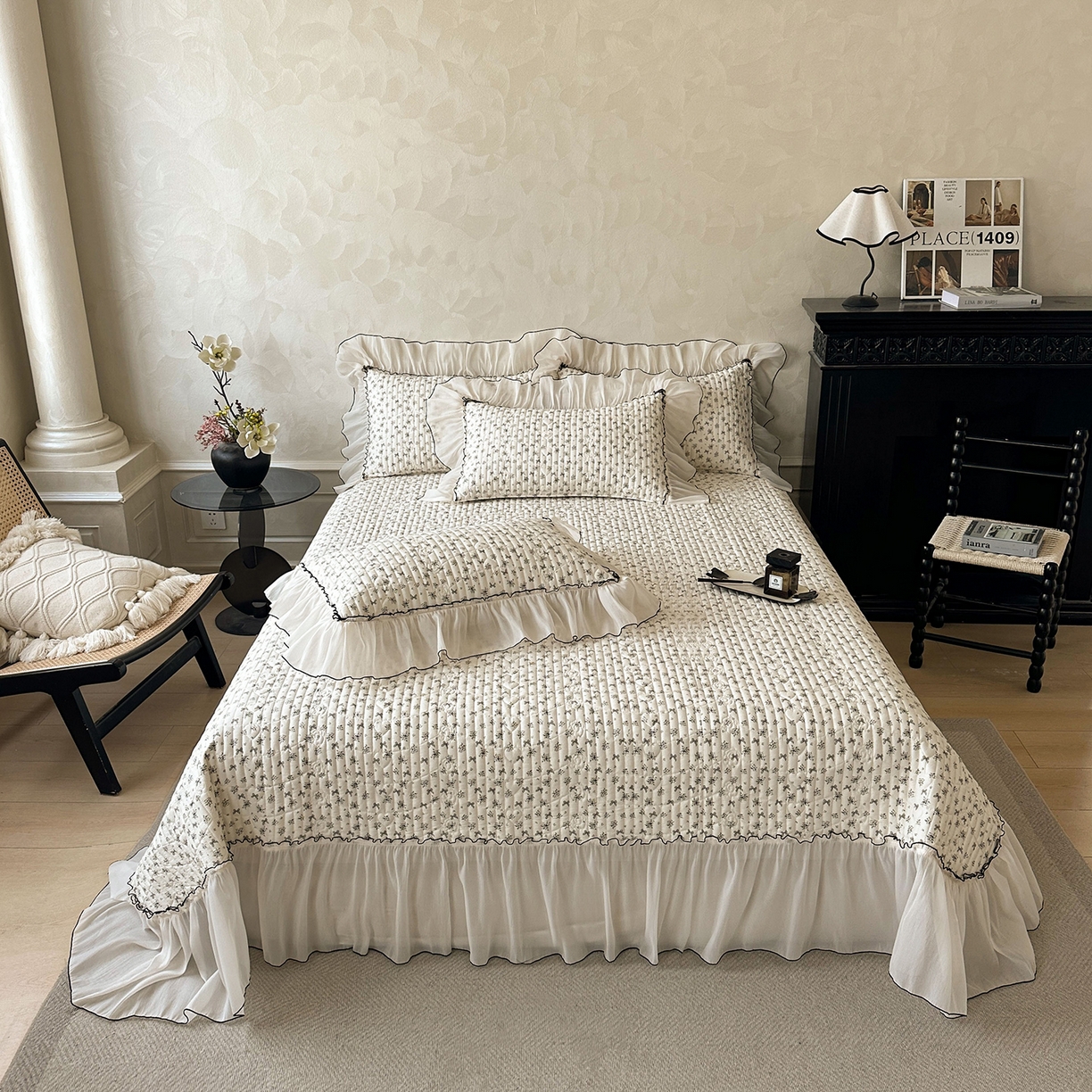 91家纺网 家纺一手货源 找家纺 宜凡家纺 2026新款全棉法式碎花床盖三件套（所有三件套价格不得低于供货价+45元出售） 流莹