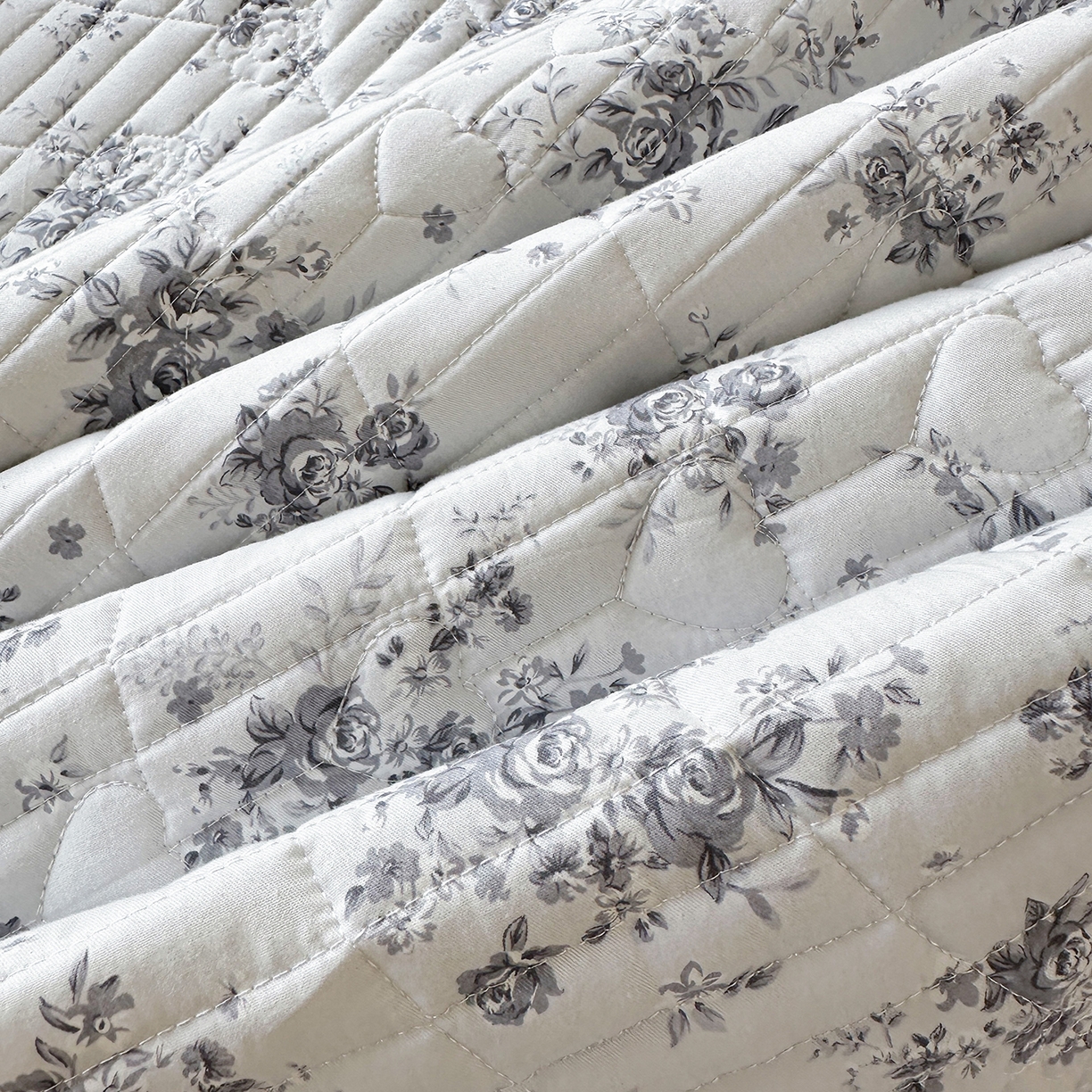 91家纺网 家纺一手货源 找家纺 宜凡家纺 2026新款全棉法式碎花床盖三件套（所有三件套价格不得低于供货价+45元出售） 拾光