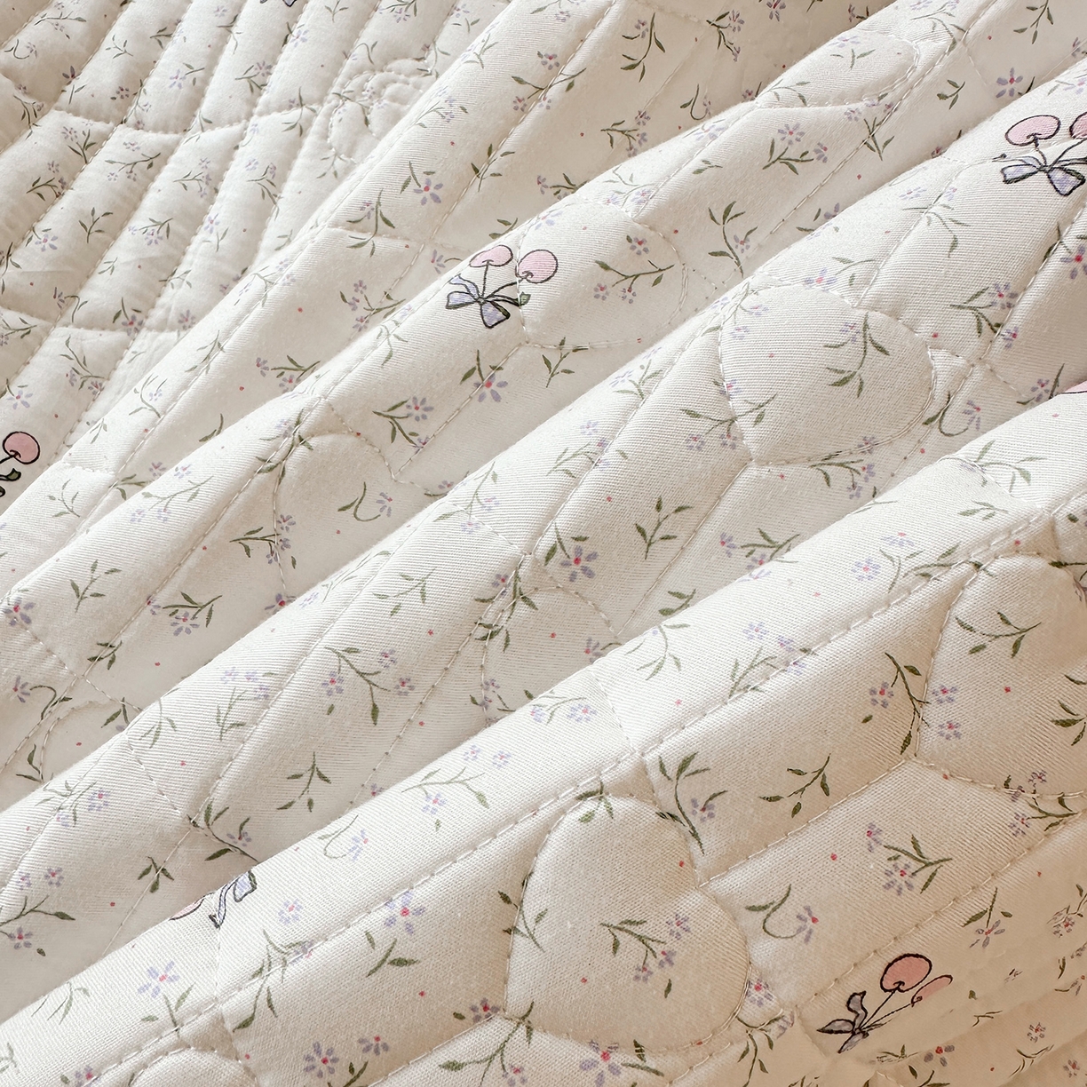 91家纺网 家纺一手货源 找家纺 宜凡家纺 2026新款全棉法式碎花床盖三件套（所有三件套价格不得低于供货价+45元出售） 忆梦