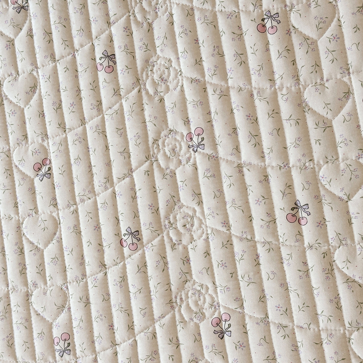 91家纺网 家纺一手货源 找家纺 宜凡家纺 2026新款全棉法式碎花床盖三件套（所有三件套价格不得低于供货价+45元出售） 忆梦