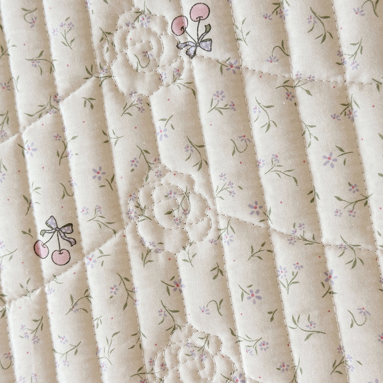 91家纺网 家纺一手货源 找家纺 宜凡家纺 2026新款全棉法式碎花床盖三件套（所有三件套价格不得低于供货价+45元出售） 忆梦