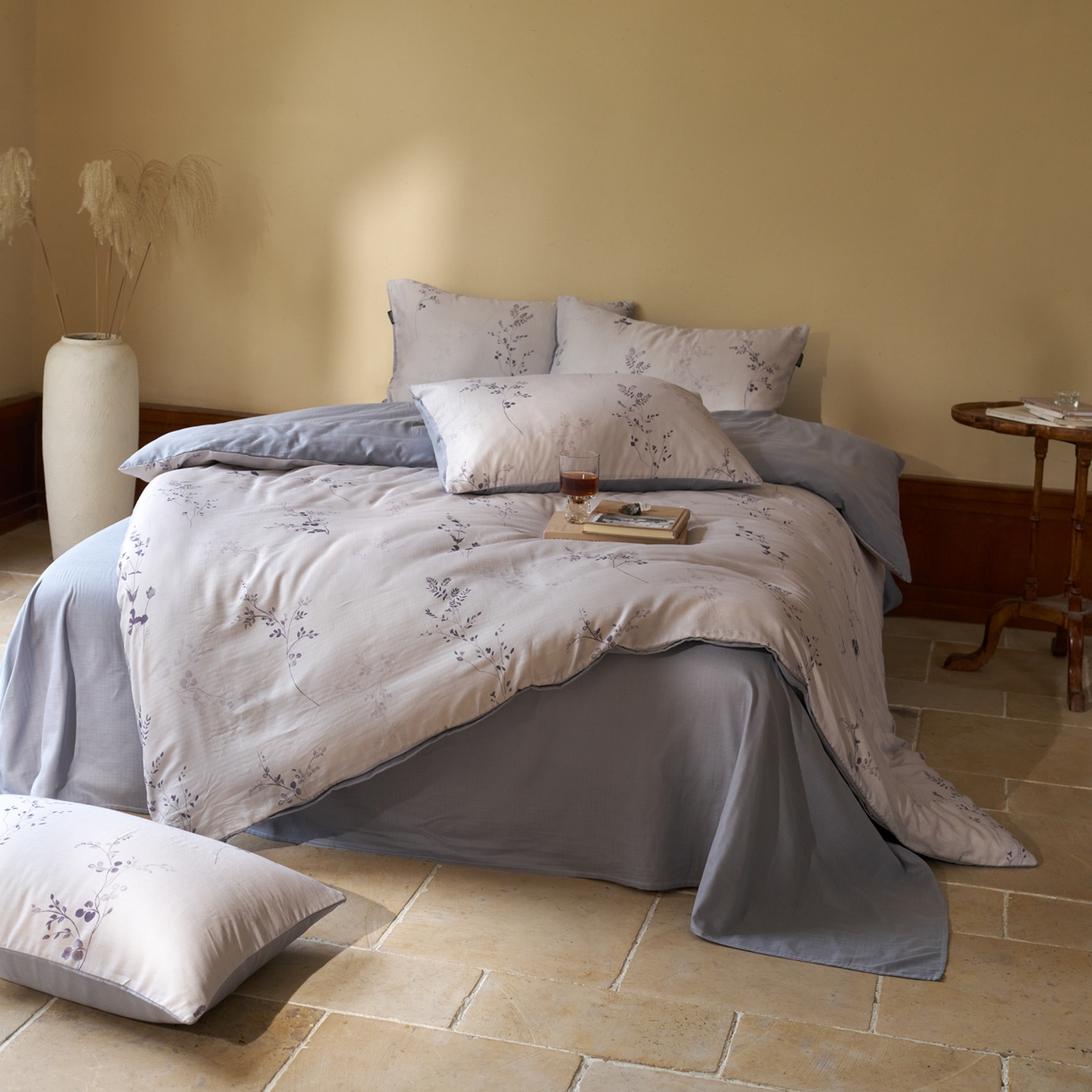 91家纺网 家纺一手货源 找家纺 久典家居 2026新款A类全棉纯棉数码印花天丝棉双层纱四件套 锦韵-蓝