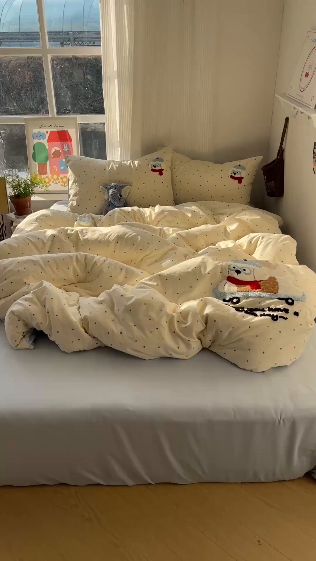 91家纺网 家纺一手货源 找家纺 初夏家纺 2026 毛巾绣四件套A类仿棉105g 卡通可爱【提供买家秀】 毛巾绣-滑板出行