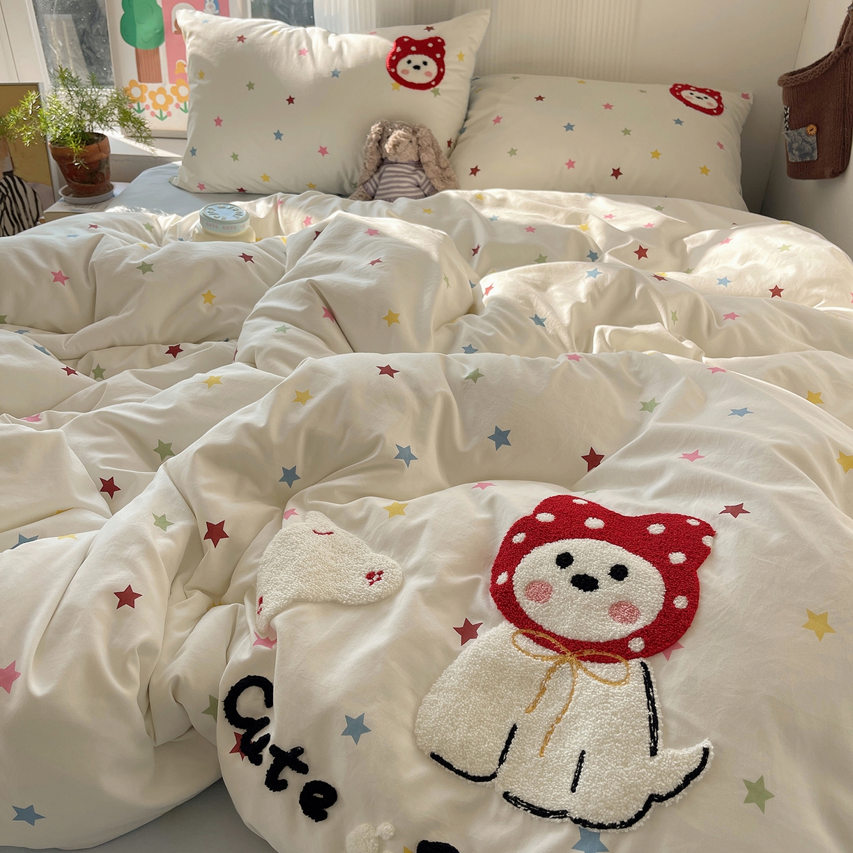 91家纺网 家纺一手货源 找家纺 初夏家纺 2026 毛巾绣四件套A类仿棉105g 卡通可爱【提供买家秀】 毛巾绣-呆萌小红帽