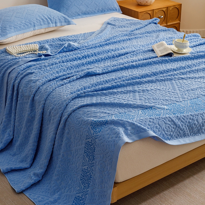 91家纺网 家纺一手货源 找家纺 悦然毛巾被 2026春夏新款全棉老式毛巾被夏凉被夏被 菱纹深蓝