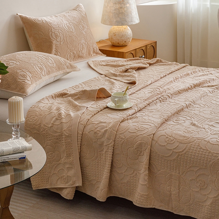 91家纺网 家纺一手货源 找家纺 悦然毛巾被 2026春夏新款全棉老式毛巾被夏凉被夏被 山茶旧梦咖啡