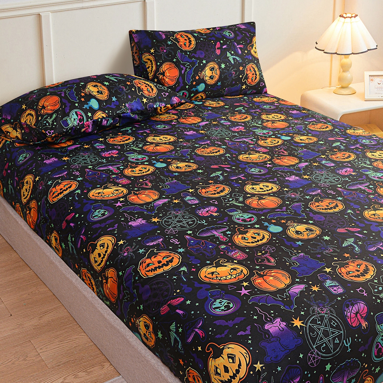 91家纺网 家纺一手货源 找家纺 （总）柏钧家纺 2026新款万圣节元素85g芦荟棉外贸尺寸可定制单品床笠跨境直播床笠三件套