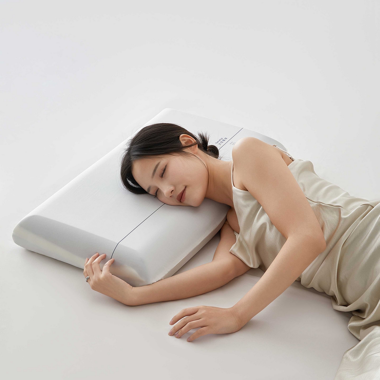 91家纺网 家纺一手货源 找家纺 （总）蝶飞舞 2026新新款三代por3.0太空深睡记忆枕护颈枕头枕芯