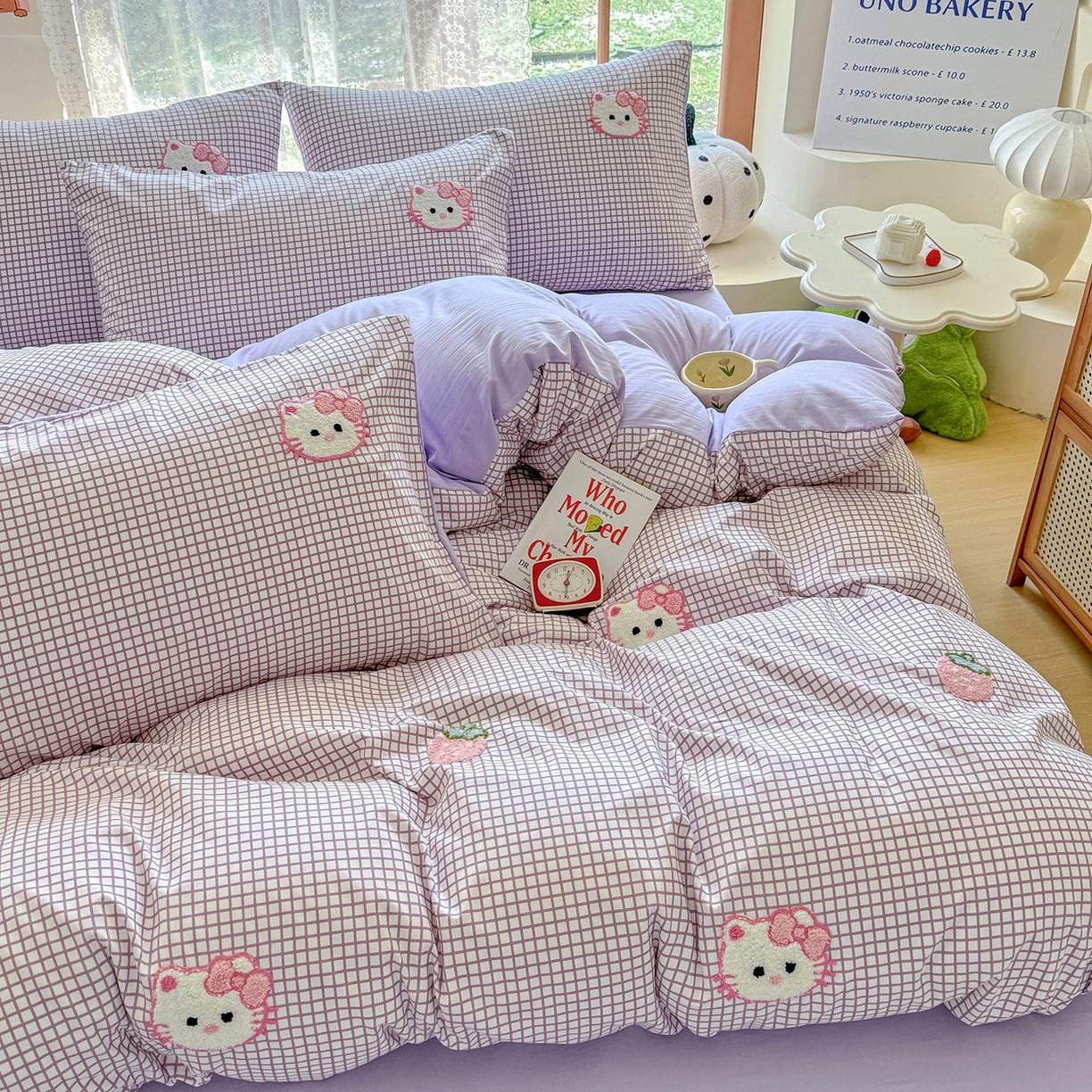 91家纺网 家纺一手货源 找家纺 优卡迪家纺馆 2026新款A类亲肤水洗棉毛巾绣系列四件套下载文件包含买家秀 草莓KT-布丁紫