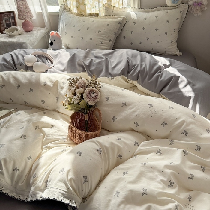 91家纺网 家纺一手货源 找家纺 一比一家纺 2026新款A类仿棉古法水洗棉法式全棉花边四件套 梦幻灰