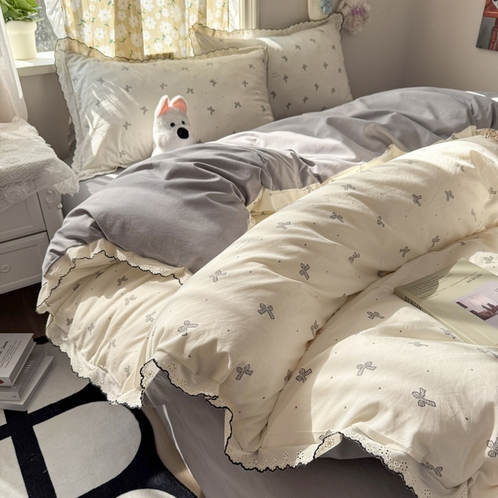 91家纺网 家纺一手货源 找家纺 一比一家纺 2026新款A类仿棉古法水洗棉法式全棉花边四件套 梦幻灰