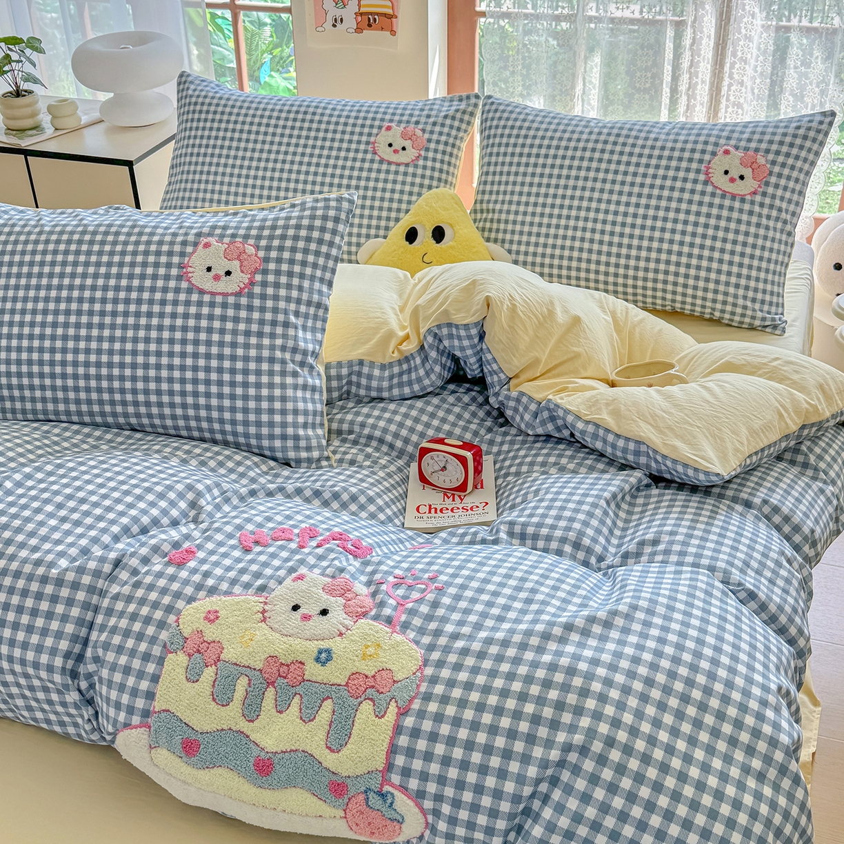 91家纺网 家纺一手货源 找家纺 优卡迪家纺馆 2026新款A类亲肤水洗棉毛巾绣系列四件套下载文件包含买家秀 蛋糕猫-布丁兰