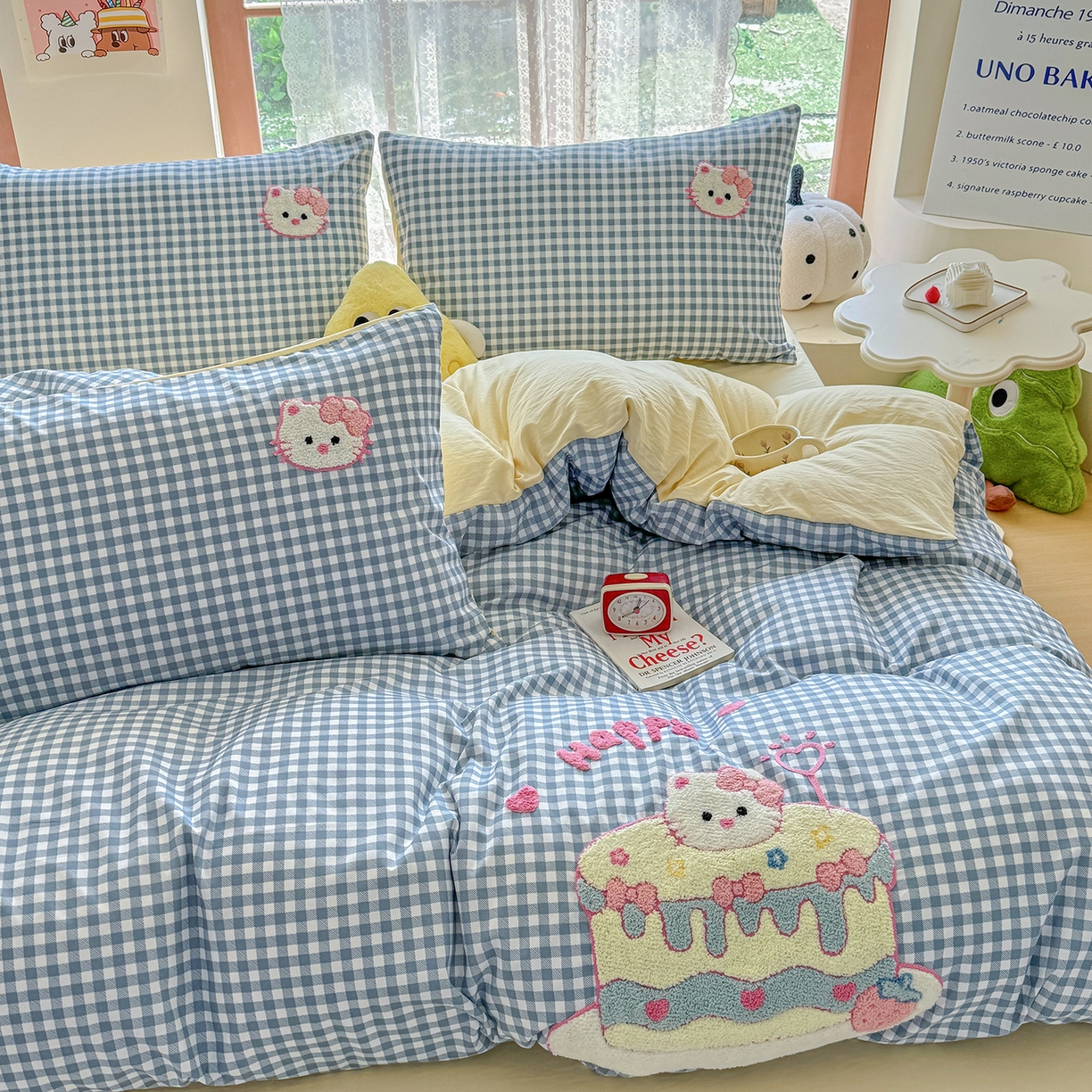 91家纺网 家纺一手货源 找家纺 优卡迪家纺馆 2026新款A类亲肤水洗棉毛巾绣系列四件套下载文件包含买家秀 蛋糕猫-布丁兰