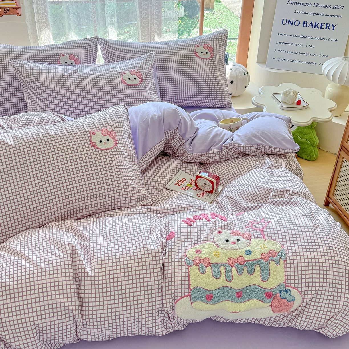 91家纺网 家纺一手货源 找家纺 优卡迪家纺馆 2026新款A类亲肤水洗棉毛巾绣系列四件套下载文件包含买家秀 蛋糕猫-布丁紫