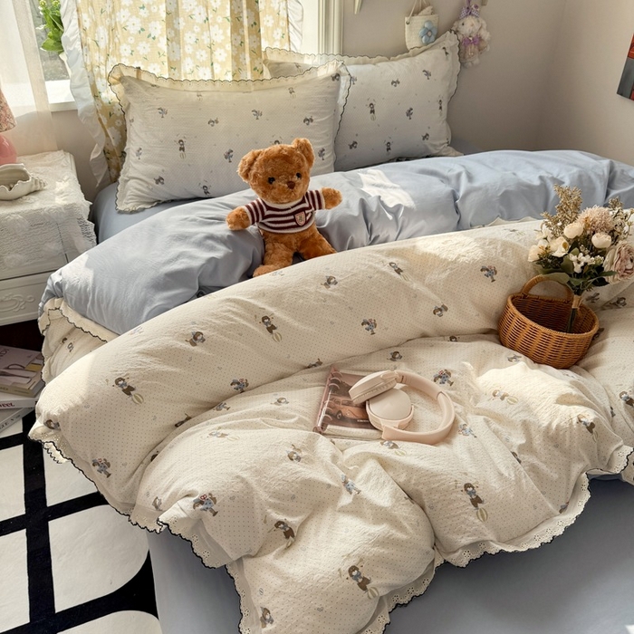 91家纺网 家纺一手货源 找家纺 一比一家纺 2026新款A类仿棉古法水洗棉法式全棉花边四件套 俏皮狗