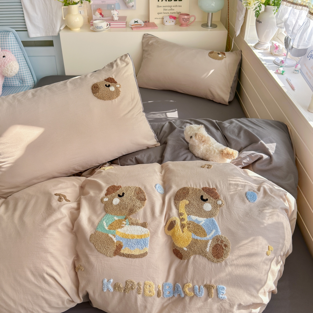 91家纺网 家纺一手货源 找家纺 优卡迪家纺馆 2026新款A类亲肤水洗棉毛巾绣系列四件套下载文件包含买家秀 卡皮乐章-奶杏