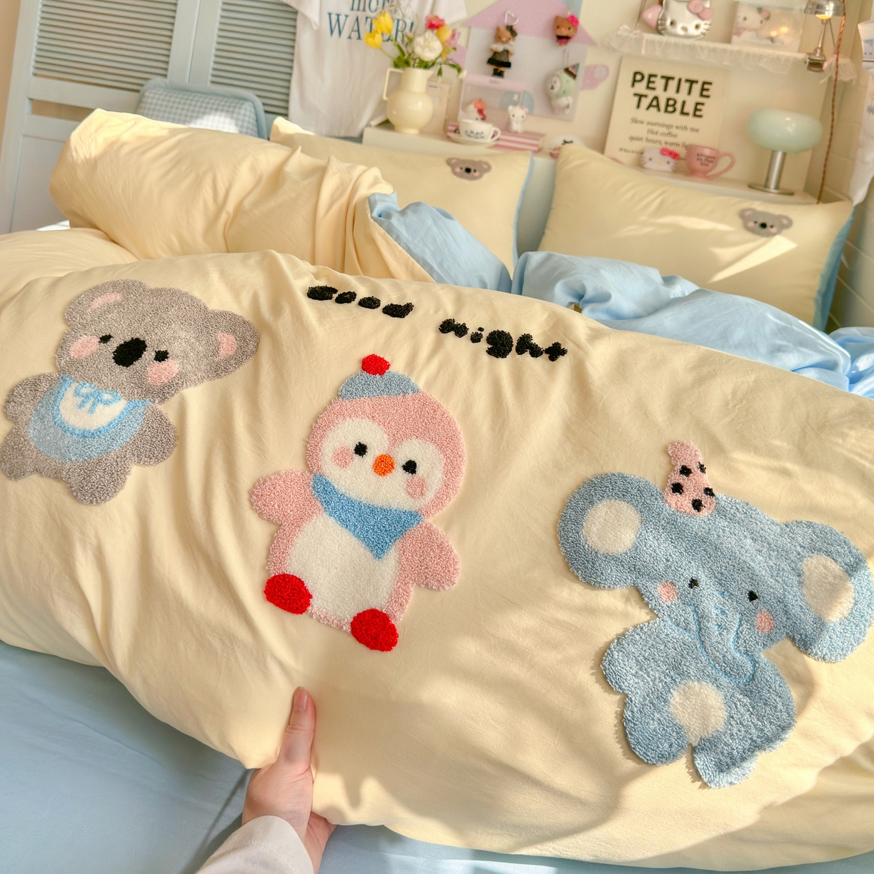 91家纺网 家纺一手货源 找家纺 优卡迪家纺馆 2026新款A类亲肤水洗棉毛巾绣系列四件套下载文件包含买家秀 森系萌宠-奶黄